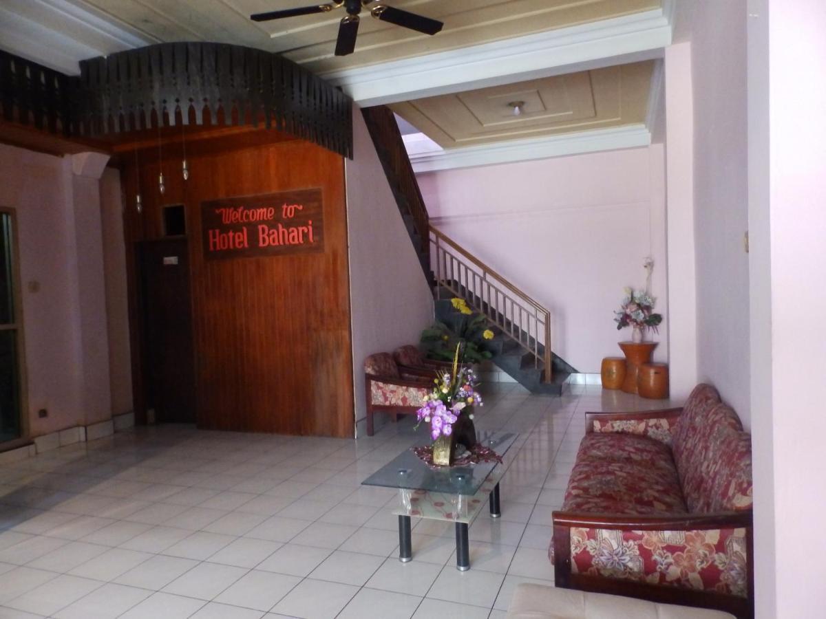 Bahari Family Hotel Bitung Екстер'єр фото