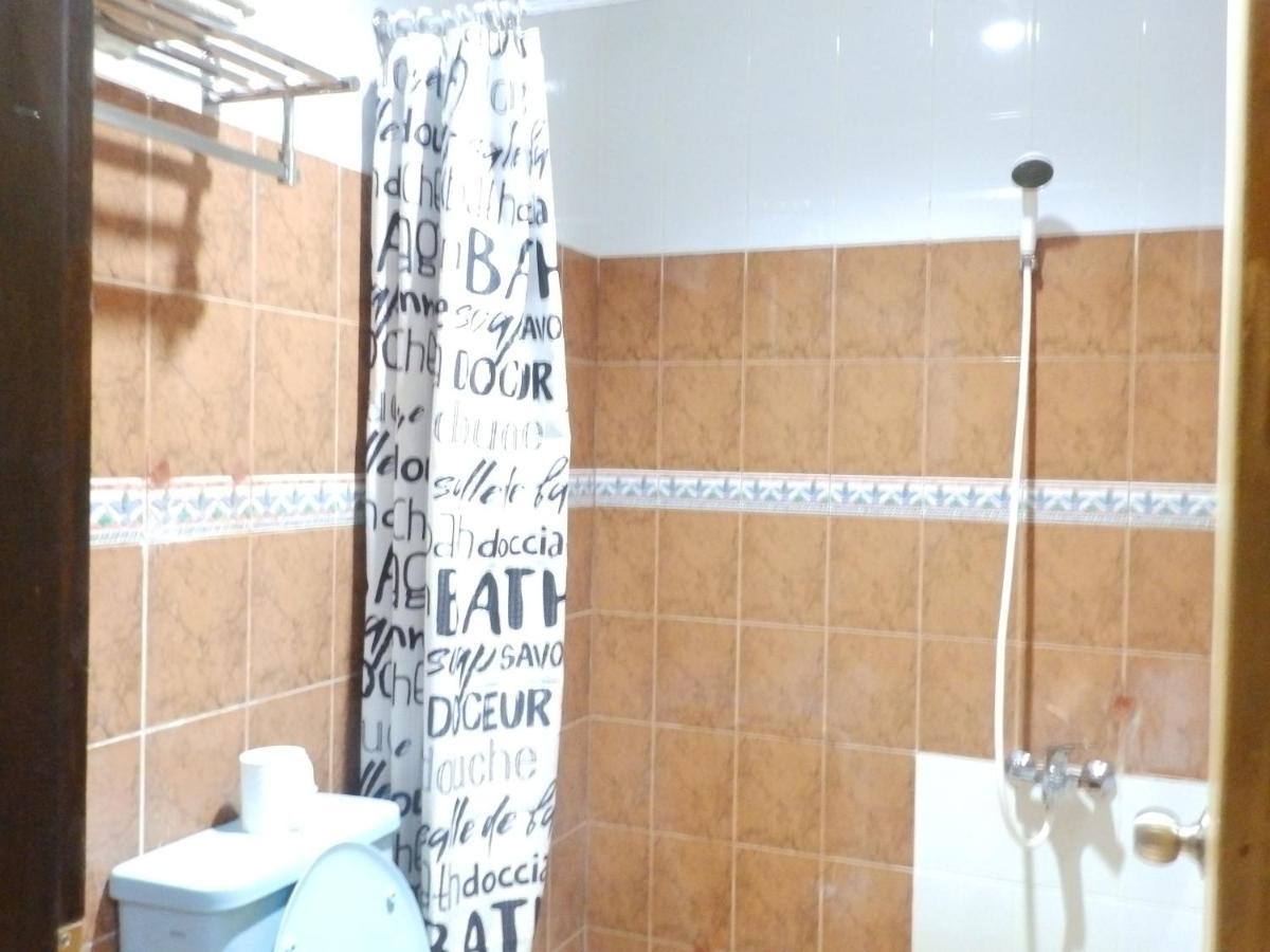 Bahari Family Hotel Bitung Екстер'єр фото
